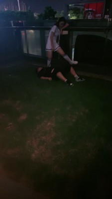 图片[5]_【雪王】户外172女神骑马/人体沙发/踩踏舔闻jio鞋_HD绳艺资源