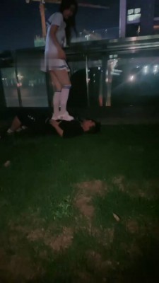 图片[8]_【雪王】户外172女神骑马/人体沙发/踩踏舔闻jio鞋_HD绳艺资源