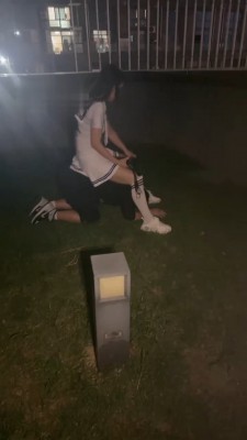 【素人星探】户外172女神骑马/踩脖子/遛狗/闻脚_HD绳艺资源