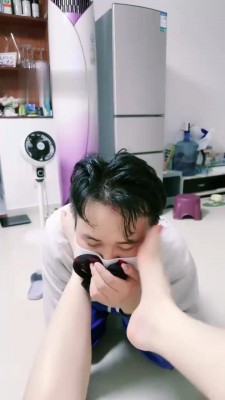 图片[7]_【甜心教主】后妈虐狗儿子-圣水美食_HD绳艺资源