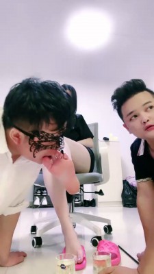 图片[9]_【甜心教主】双主VS双M-关狗笼/提档/舔脏鞋底【双视角版】 bf31354_HD绳艺资源