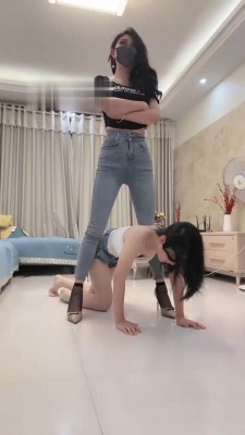 图片[6]_【爱神】母畜-闻舔酸臭丝袜/喝圣水/狗爬/户外漏出_HD绳艺资源