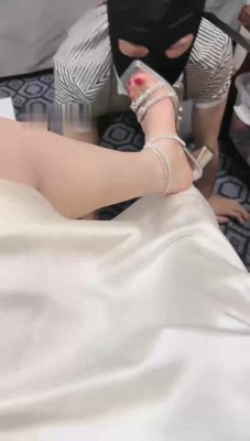 【木子大大】踩狗头/艺术喂食/抽耳光_HD绳艺资源