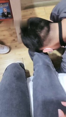 图片[6]_【嘉妮】揪耳朵/耳光/舔裸足/插嘴/转胯/全体重踩踏_HD绳艺资源