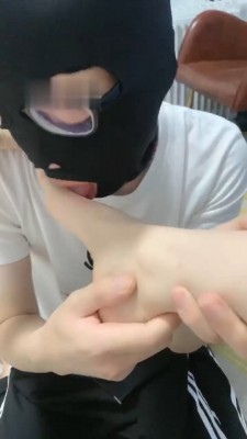 图片[6]_【成都绳艺导师DS】高跟踩狗爪/闻舔原味肉丝高跟裸足_HD绳艺资源