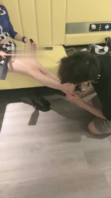 图片[4]_【尤物】开发闺蜜做S-训练骑马/耳光全体重踩_HD绳艺资源