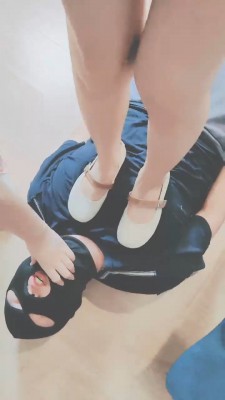 图片[4]_【萌宝儿】双S-打脸/踩脖子踩肚子_HD绳艺资源