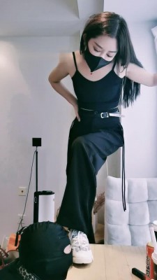 图片[2]_【茹雪】美甲店的秘密-双主VS双奴-狗笼圈养/虐踩舌（双视角）_HD绳艺资源