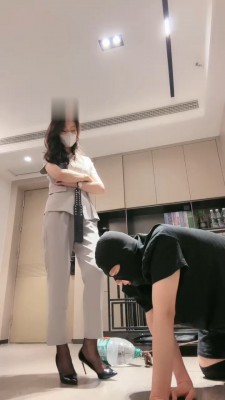 【禾未】家务奴实录-全程负重被奴役_HD绳艺资源