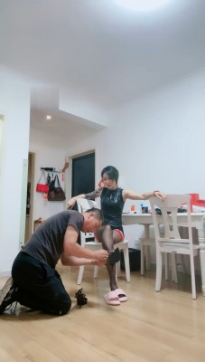 图片[2]_【爵主】黑丝高跟踩踏/耳光/骑马转胯/插嘴【完整版】_HD绳艺资源