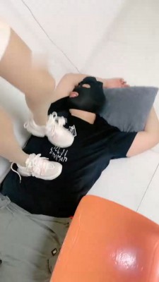 图片[9]_【蜜糖情侣】骑马/sp/高跟运动鞋全体重踩踏_HD绳艺资源