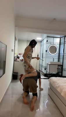 图片[7]_【瑶瑶】骑马/白丝高跟踩/狗爬行/喝圣水/训练_HD绳艺资源