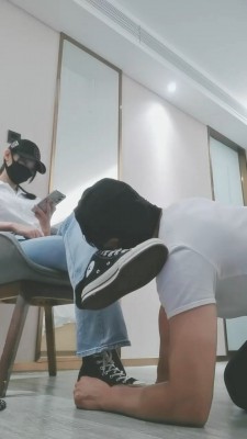 图片[3]_【美娜格格】运动女神-高帮白袜气味羞辱/耳光_HD绳艺资源