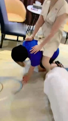 图片[5]_【蜜糖情侣】骑马/鞋跟踩狗舌/肉丝脚插嘴闻舔/耳光_HD绳艺资源