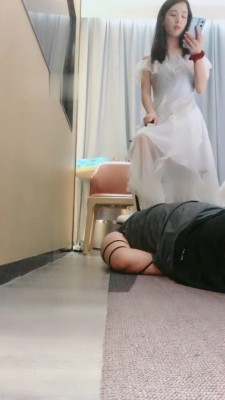 【伊柔】五花大绑艺术狗舔鞋jio/滴蜡_HD绳艺资源