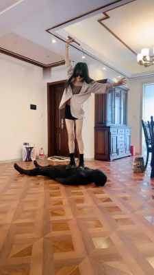 图片[8]_【沅芷大人】双S高难度挑战凌虐-踢踹训练/骑马踩踏/针扎_HD绳艺资源