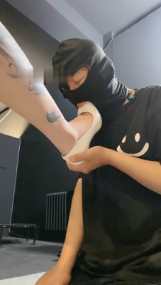 图片[4]_【冰诺】掐乳/舔高跟裸足/插嘴_HD绳艺资源