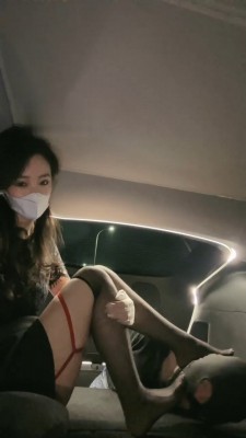 图片[4]_【禾未】车模S-车内黑丝美腿诱惑/内裤套头/绳艺技巧_HD绳艺资源