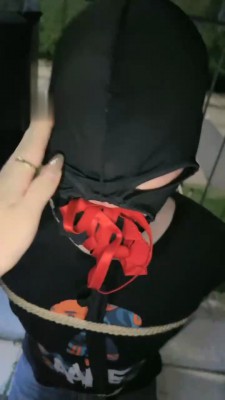 图片[9]_【禾未】车模S-车内黑丝美腿诱惑/内裤套头/绳艺技巧_HD绳艺资源