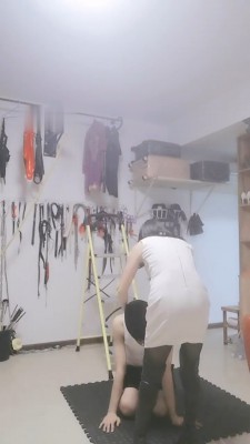 图片[3]_【绳艺技巧展示queenwuhan】关狗笼舔长靴/训练/耳光抽【完整版】_HD绳艺资源