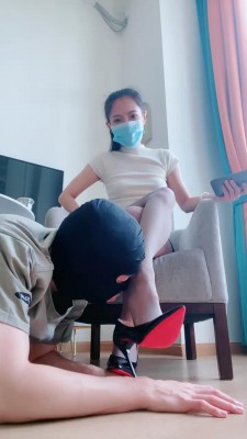 图片[3]_【甜一】臀诱-窗台舔高跟/黑丝脚插嘴/坐垫虐乳_HD绳艺资源