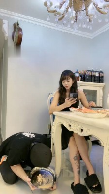 图片[6]_【初见】圈养家奴伺候主人吃饭/被棍棒暴躁_HD绳艺资源