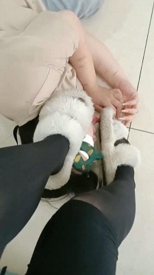 图片[7]_【爱可呀】羞辱反绑军训女教官-骑马耳光/鞋底喂食/舔黑丝裸足_HD绳艺资源