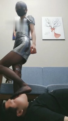 图片[7]_【美娜格格】御姐范黑丝高跟辱脚垫/掐乳【双视角版】_HD绳艺资源