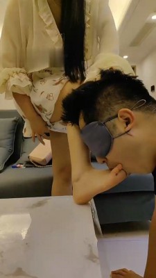 图片[14]_【萝莉糖糖】双S-骑马转胯/踩踏/掐乳/插嘴脚喂食【双视角版】_HD绳艺资源