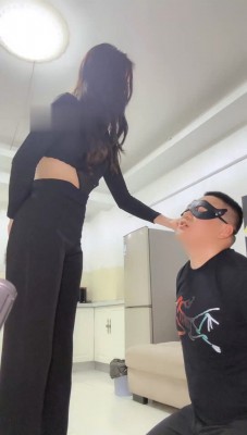 【妆主大大】吊绑狠虐-超高难度挑战踢踹训练_HD绳艺资源