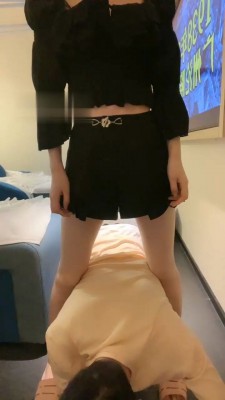 图片[4]_【暴躁小溪】开发上门按摩师吃臭脚_HD绳艺资源