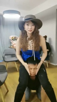 图片[9]_【魔鬼天使】双S庆生-多奴取悦主人/骑马坐垫踩踏【续集】_HD绳艺资源