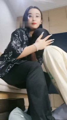 【小羊】裸足狂舔/耳光抽/掐脖手捂窒息_HD绳艺资源