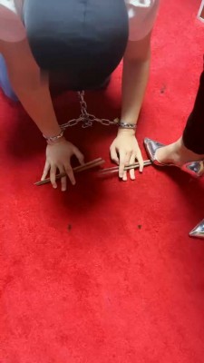 图片[4]_【亿姐】铁链绳艺技巧多绳艺导师虐打踢踹/喝圣水【完整版】_HD绳艺资源