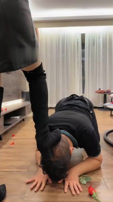 图片[11]_【若依】靴子肉丝暴虐色魔房东_HD绳艺资源