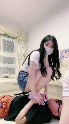 图片[8]_【甜心教主】双S-运动鞋白袜闻舔/转胯骑马/踩踏【双视角版】_HD绳艺资源