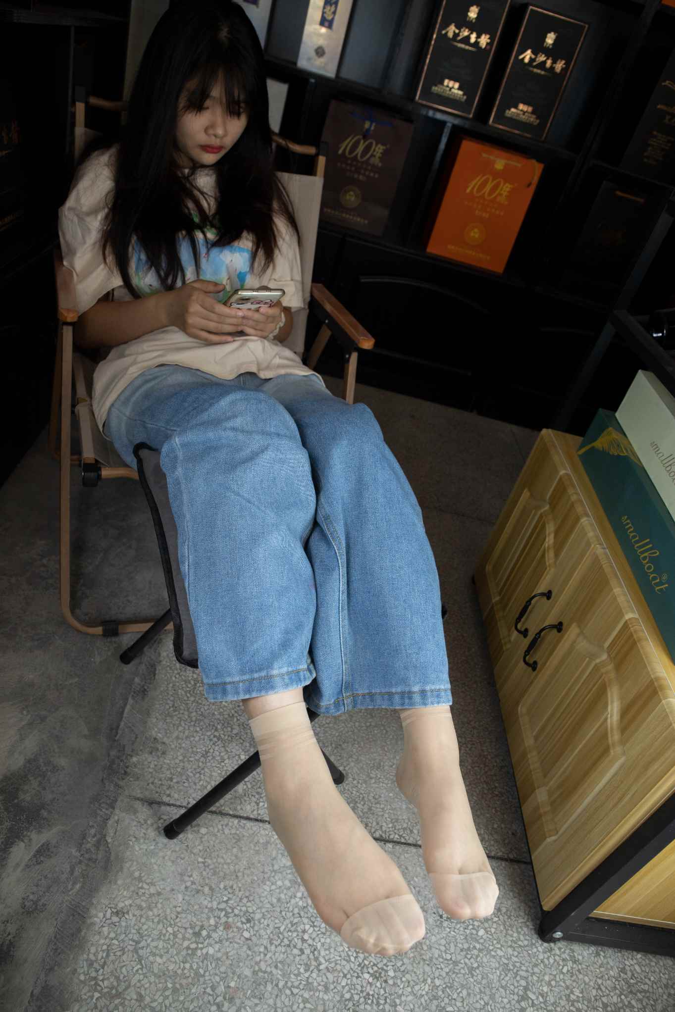 图片[3]_[南国足艺]24-美女主播妮妮展示性感肉丝美脚，各种迷人的角度_HD绳艺资源