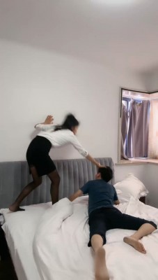 图片[4]_【安琪】黑丝美腿高难度挑战踢踹暴打_HD绳艺资源