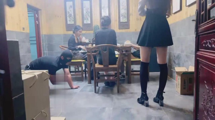 【沅芷大人】圈养群调群虐-桌底下虐【下】【双视角完整版】_HD绳艺资源