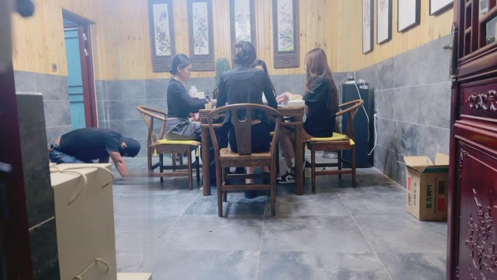 图片[4]_【沅芷大人】圈养群调群虐-桌底下虐【下】【双视角完整版】_HD绳艺资源