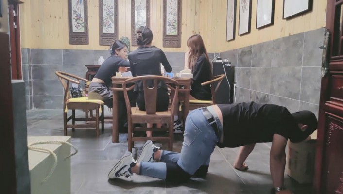 图片[5]_【沅芷大人】圈养群调群虐-桌底下虐【上】【双视角完整版】_HD绳艺资源