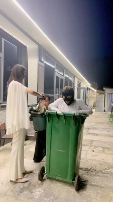 【沅芷大人】把狗囚禁在垃圾桶里_HD绳艺资源