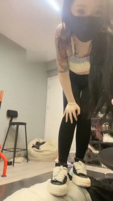 图片[7]_【伊楠】健身女神S-运动鞋高难度挑战踢踹_HD绳艺资源