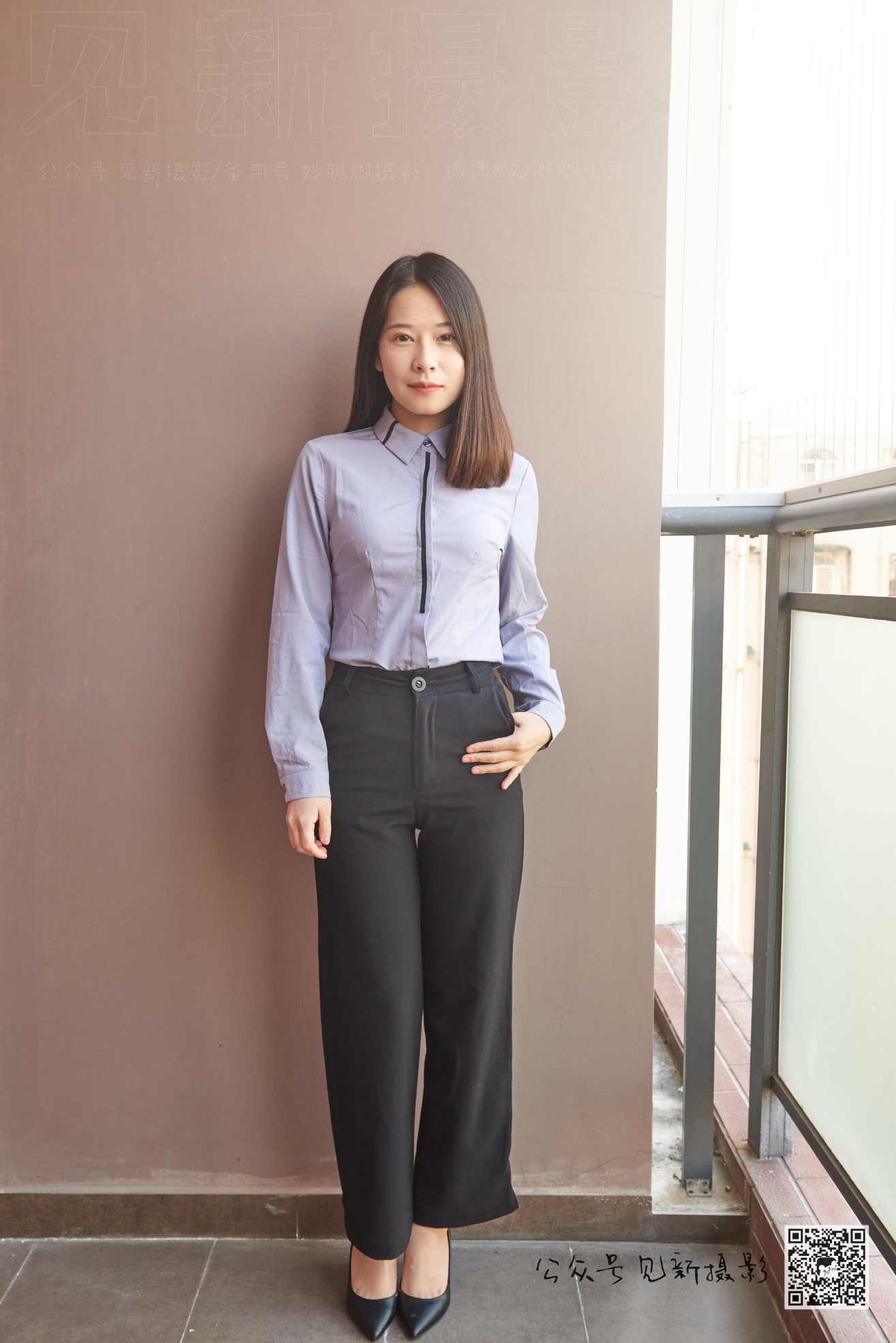 [见新摄影]NO.019-小江-户外裤里丝高跟_HD绳艺资源