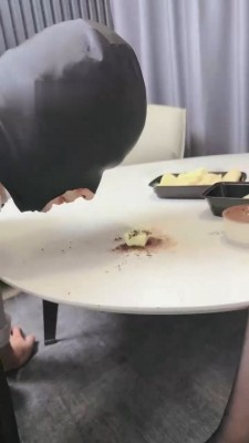 图片[3]_【倪梵】车模S-高跟黑丝踩踏喂食_HD绳艺资源