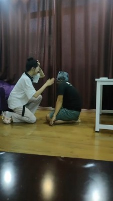 【最抗揍】超多素人学生主高难度挑战虐打踢踹_HD绳艺资源