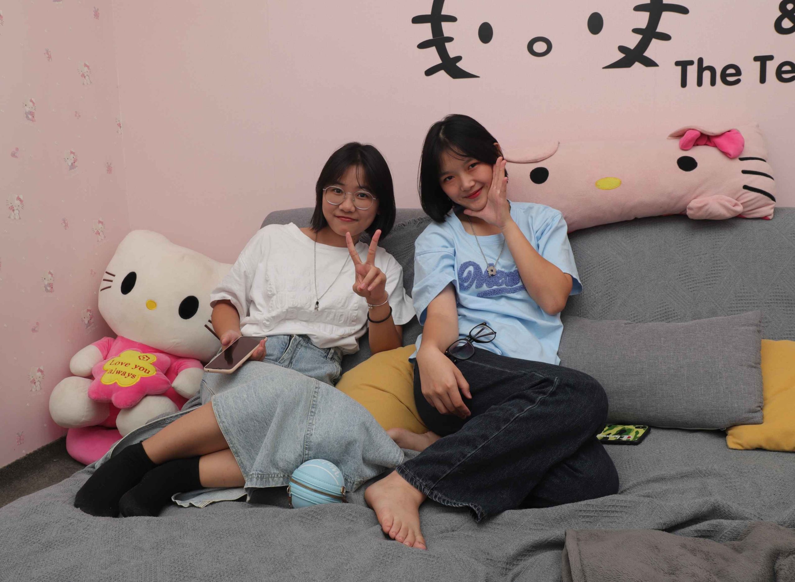 [Pary学生模拍]010 可爱的新模彤彤与小谊脚底秀_HD绳艺资源