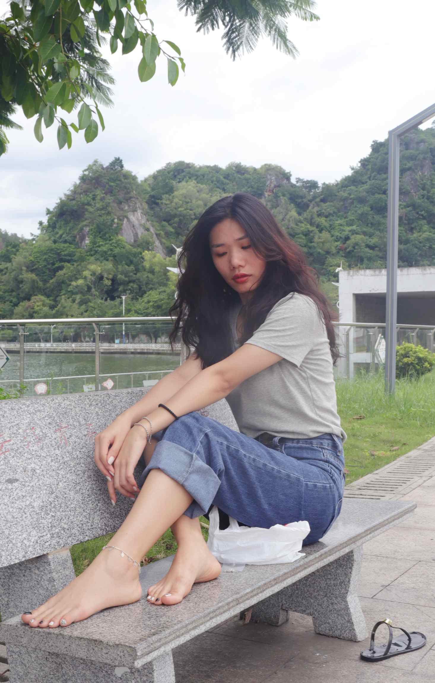 [Pary学生模拍]031 小允牛仔裤精致美甲红润脚底_HD绳艺资源