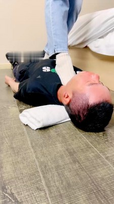 【子橘】狠抽耳光/狗舌头狂舔_HD绳艺资源