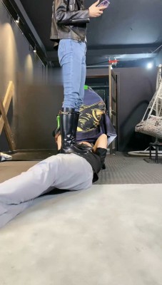 图片[3]_【冰诺】长靴高跟全体重踩地毯狗_HD绳艺资源